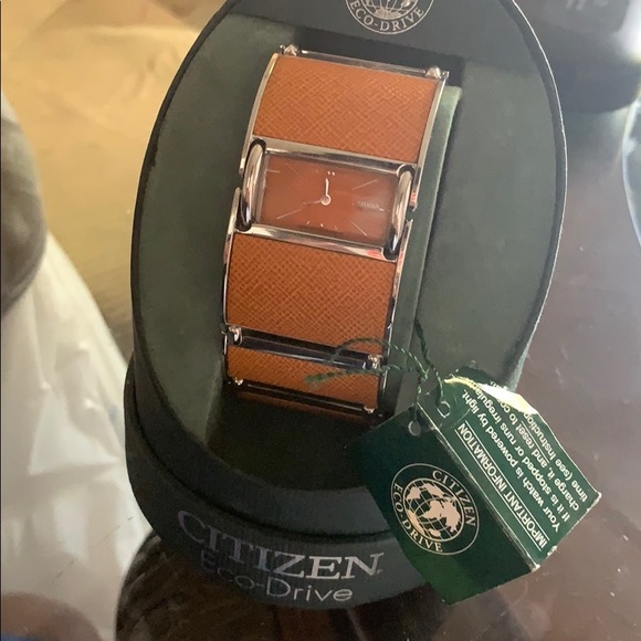 Citizen Eco-Drive Watch - Picture 2 of 2